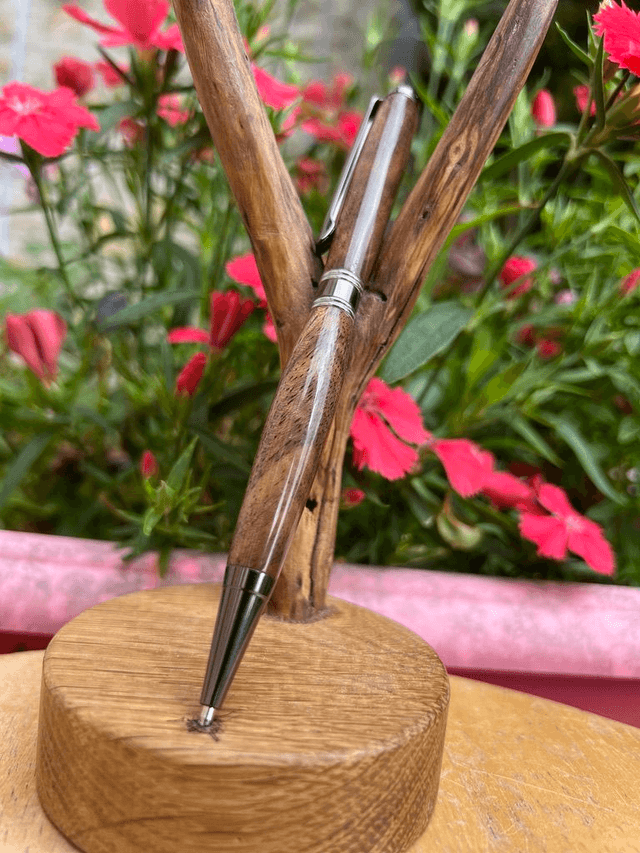 Stylo dandy Noyer Turc Français
