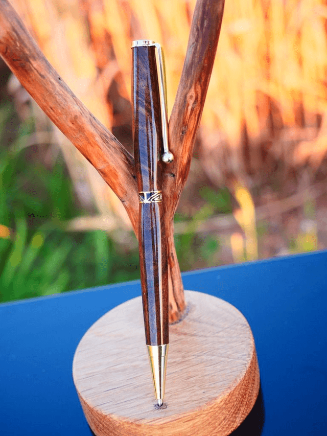 Stylo art deco OR Noyer Turc