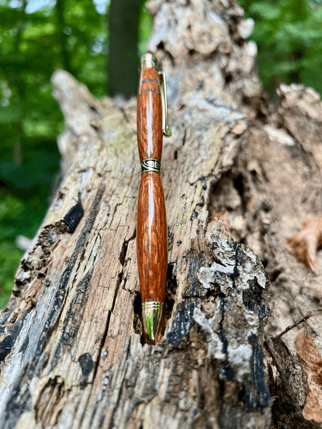 stylo cyclotron Louro Faïa