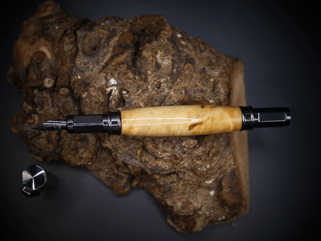 Stylo plume magnetic Bouleau madré