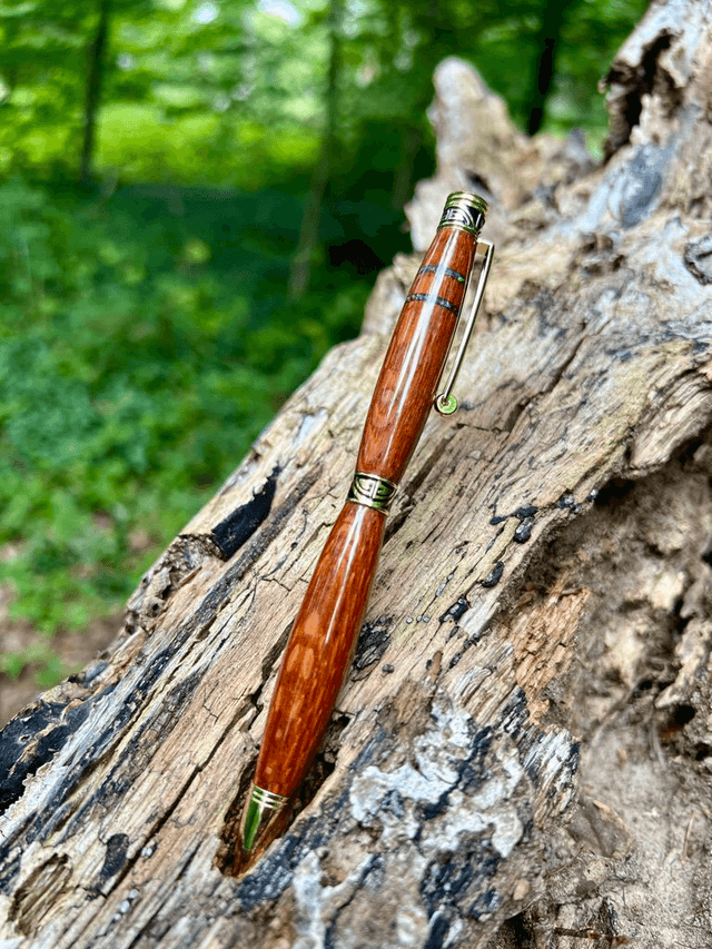 stylo cyclotron Louro Faïa